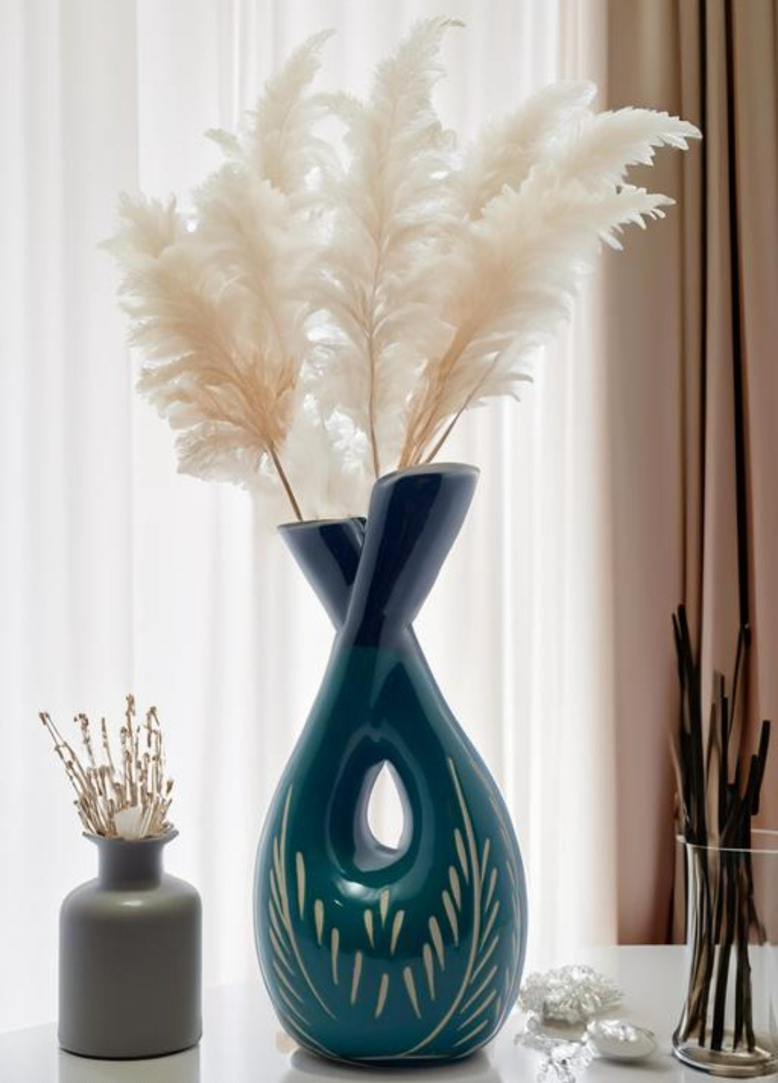 Home Decor Designer Bottle Shape Ceramic Flower Vase for Home Decor , Office , Kitchen , Dining , Study Table and Gifting | Used as showpiece and decorative item